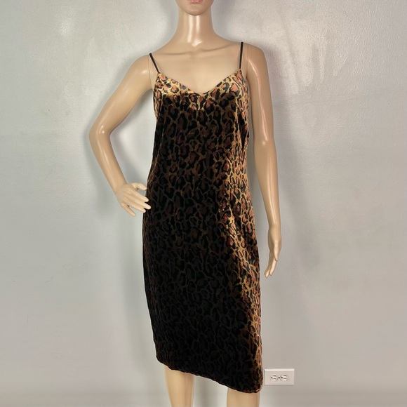 NEW L’AGENCE REVOLVE LEOPARD PRINT VELVET SLIP DRESS - Picture 2 of 11